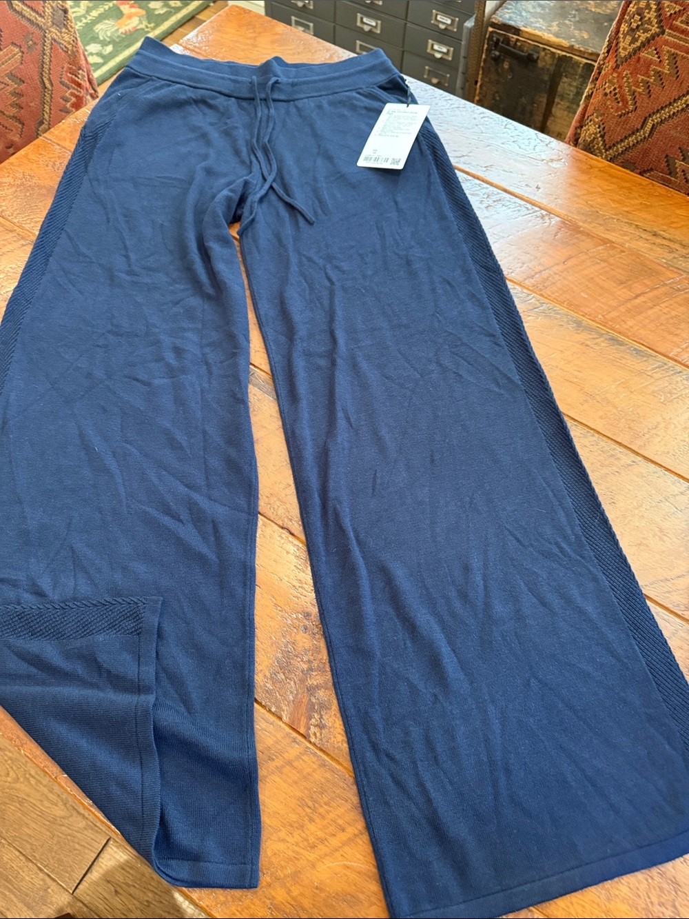 Lululemon Women's Wide Leg Knit Pants - Navy